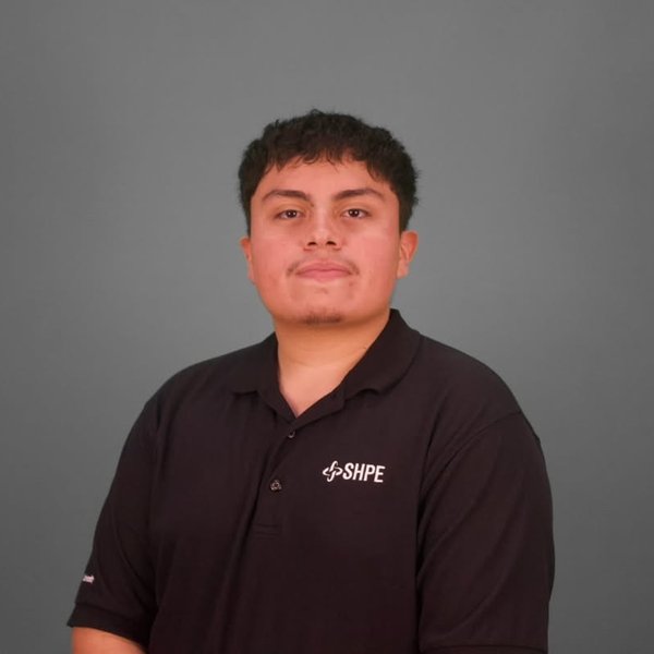 Gael Barba headshot