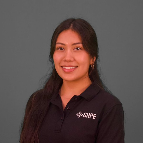 Jacqueline Araiza headshot
